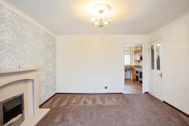 3 bed Semi-Detached for sale Image 7