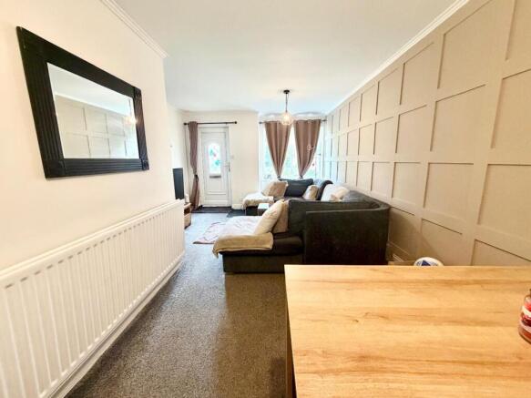 2 bed Semi-Detached for sale Image 6