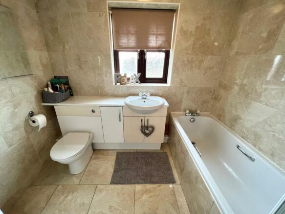 Bathroom.jpg