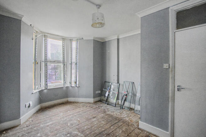 Ground Floor Flat, 5 Ham Park Road, London E15 4HE