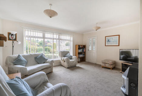 Fenbrook Close, Hambrook, Bristol, South Gloucestershire, BS16