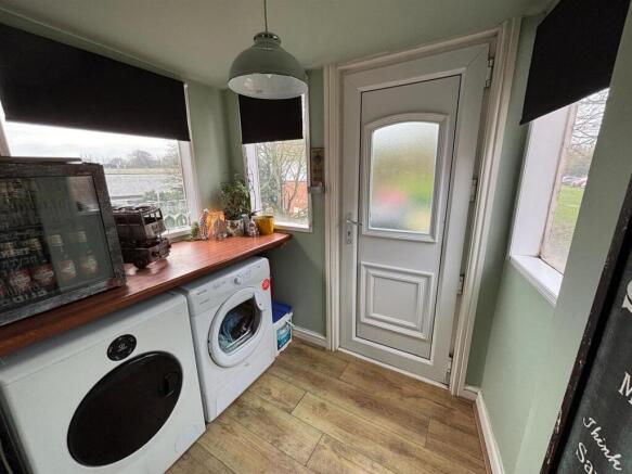 5 bed Maisonette for sale Image 6