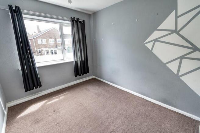 3 bed Semi-Detached for sale Image 9