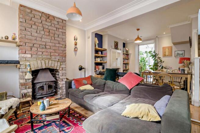 8696464-interior01-800.jpg