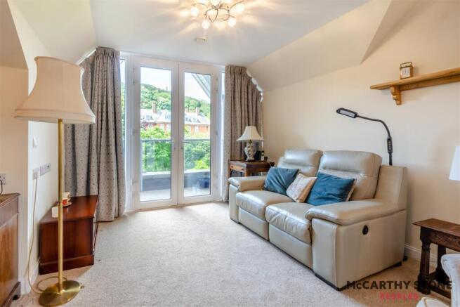 1 bed Apartment for sale Image 5