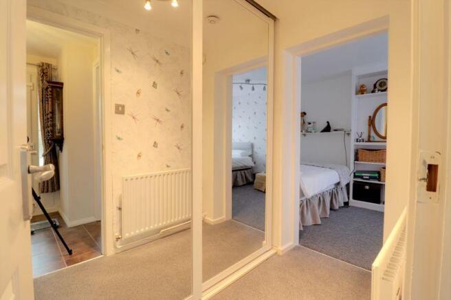 Bedroom 5 Dres...