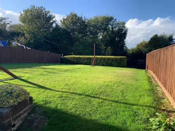 garden 1.jpg
