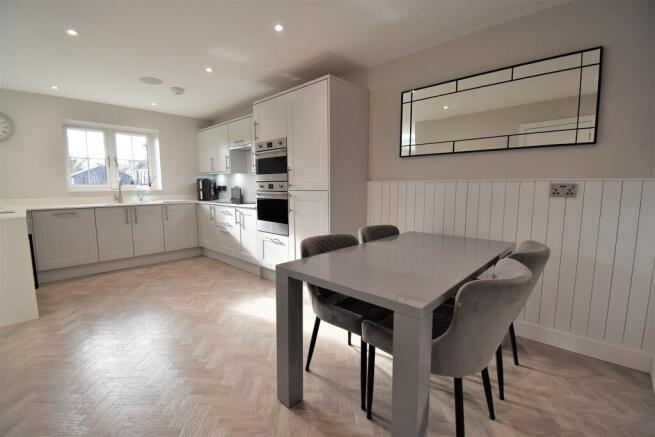 Carlton Way, Bishop's Stortford photo 4