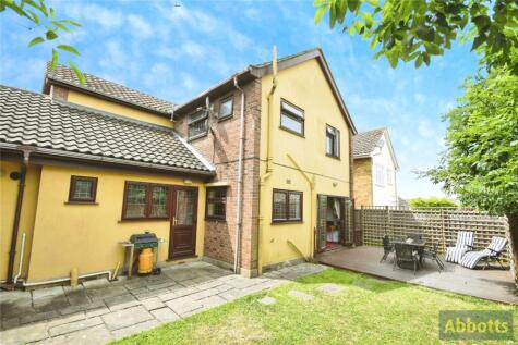 Elm Drive, Rayleigh, Essex, SS6