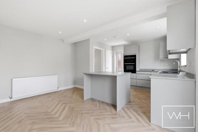 3 bed Semi-Detached for sale Image 12
