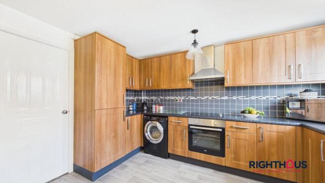 2 bed Semi-Detached for sale Image 7
