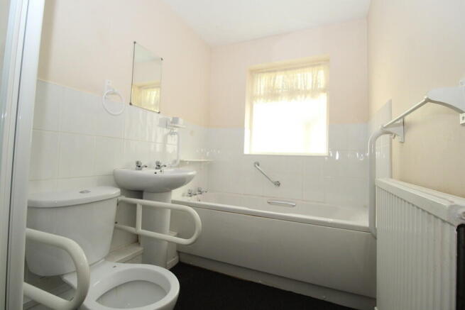 Photo 10