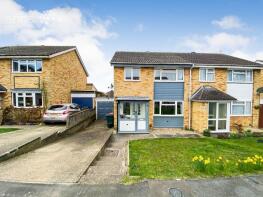 24, Hollydale Close, Reading RG2 8LL