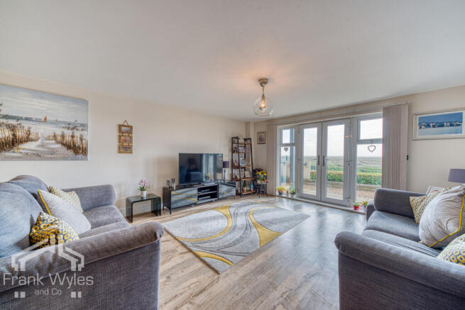 _D750244_LuminarNeo-edit copy