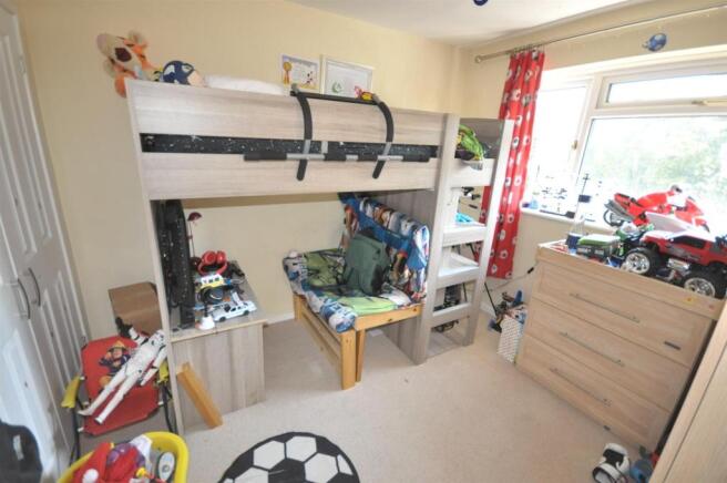 BEDROOM 2