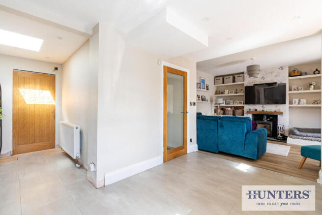 3 bed Semi-Detached for sale Image 10