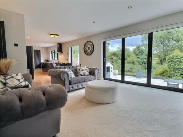 Open Plan Kitchen Diner Lounge