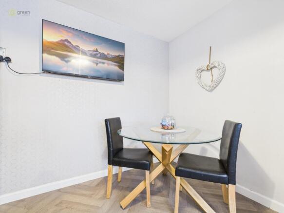 cam01332g0pr0648still004