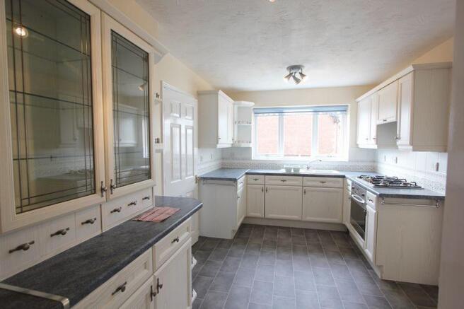 kitchen 02