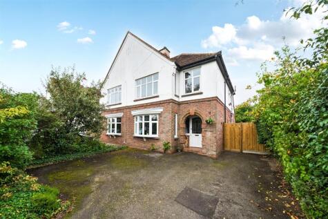 Nursteed Road, Devizes, SN10