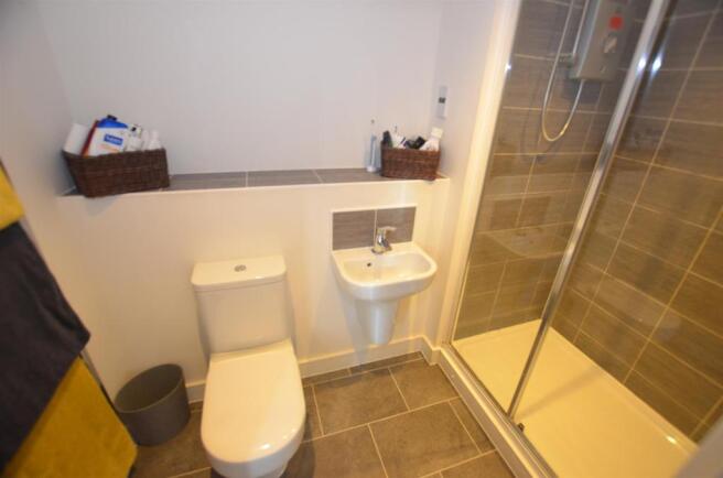 Shower Room/En Suite