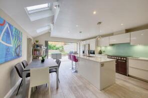 27, Gayville Road, London SW11 6JW