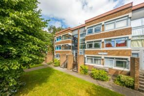 Flat 4, 17 Rosslyn Court, Lethington Avenue, Glasgow G41 3HA