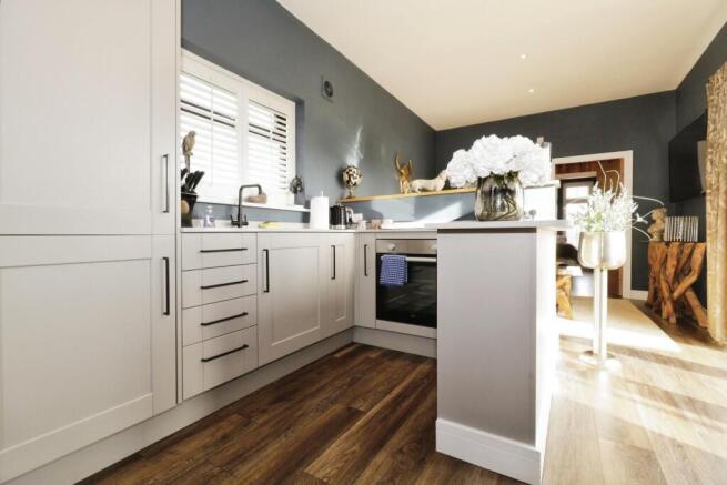 1 bed Park Home for sale Image 5