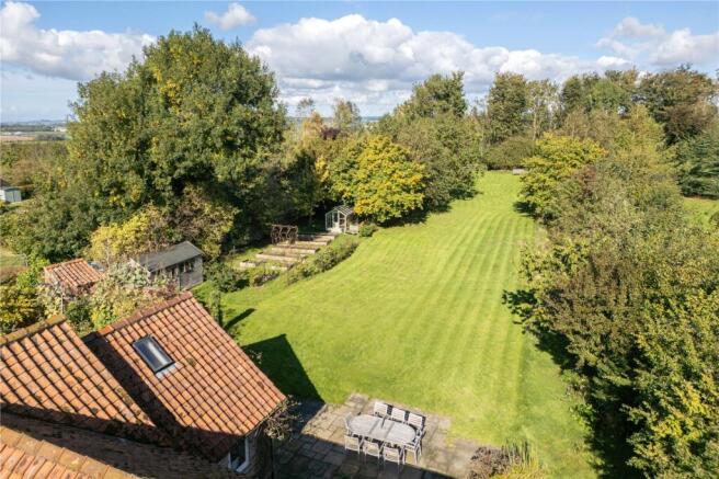6 bed Barn Conversion for sale Image 8