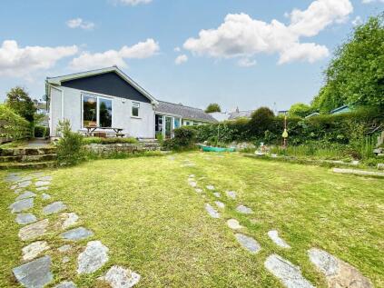 Carlidnack Close, Mawnan Smith, TR11