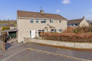 18, Lowside Close, Calver S32 3WZ
