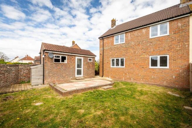 Willow Way, Hurstpierpoint photo 4