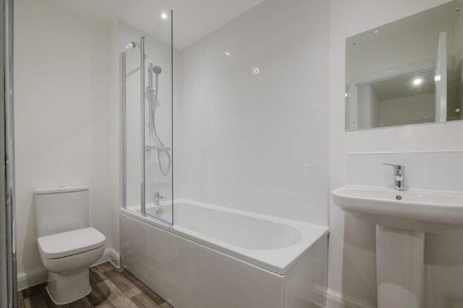 3 bed House to rent Image 7
