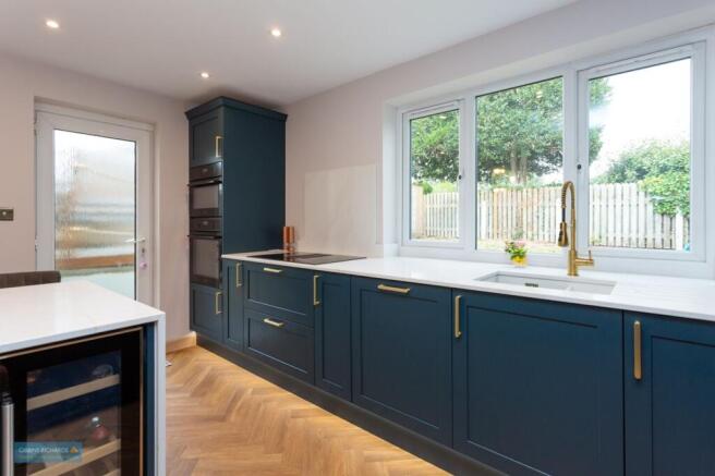 Kitchen/Breakfast Room
