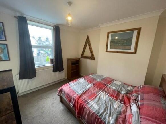 2 bed Flat to rent Image 9