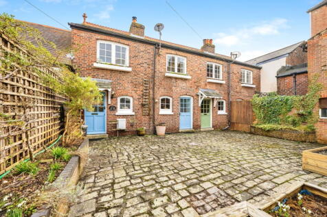 Ivy Cottages, Grove Road South, Southsea, PO5