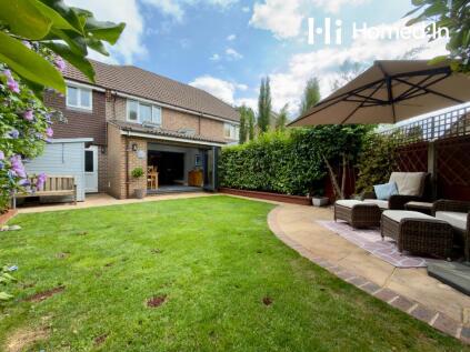 Castlewood Road, Southwater, West Sussex
