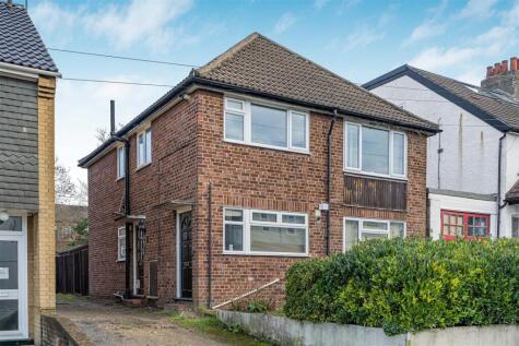 Carshalton Grove, Sutton