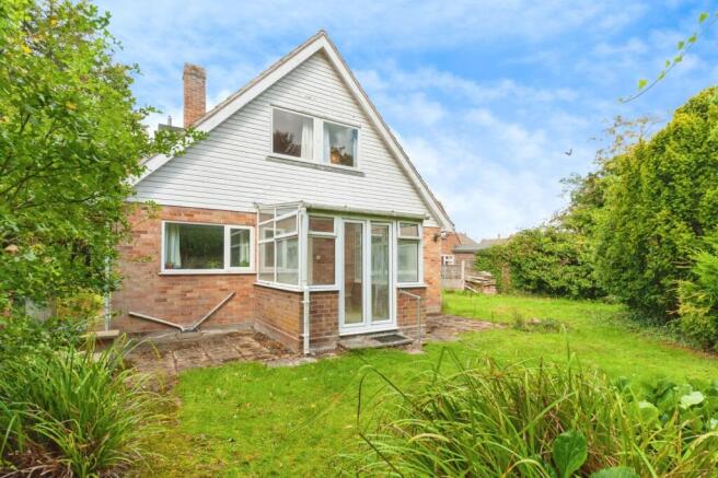 Landermere Road, Thorpe-le-Soken, Clacton-on-Sea, Essex, CO16 photo 4