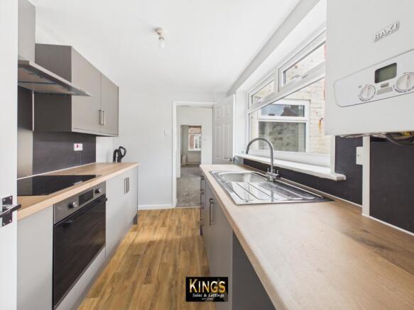 2 bed Terraced for sale Image 2