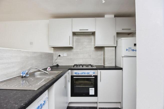 2 bed Apartment for sale Image 5