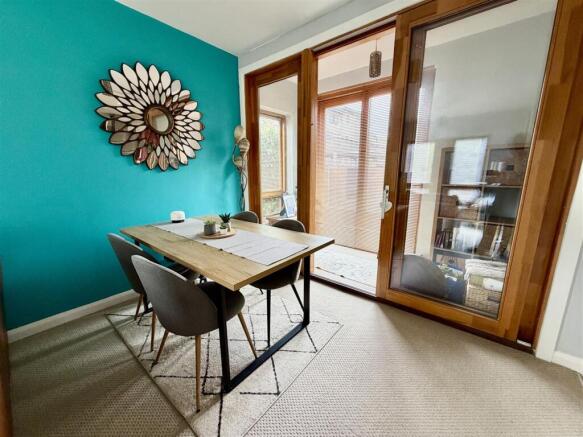 2 bed Detached for sale Image 4