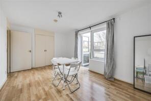 72, Crefeld Close, London W6 8EL