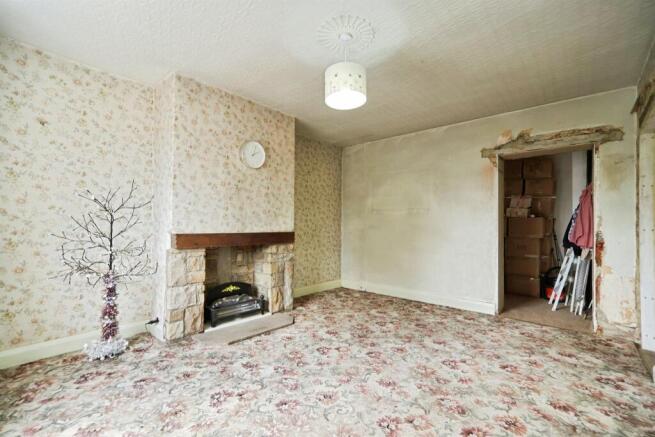 3 bed Semi-Detached for sale Image 10