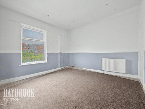 2 bed Terraced for sale Image 11