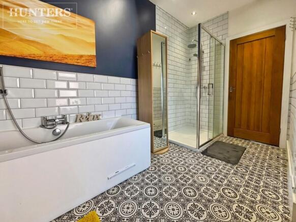 3 bed Terraced for sale Image 12