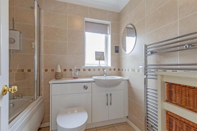 Fabulous Family Bathroom