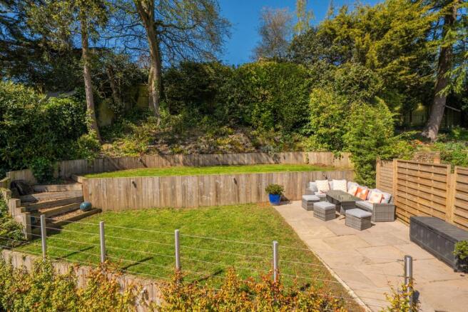4 bed Detached for sale Image 11