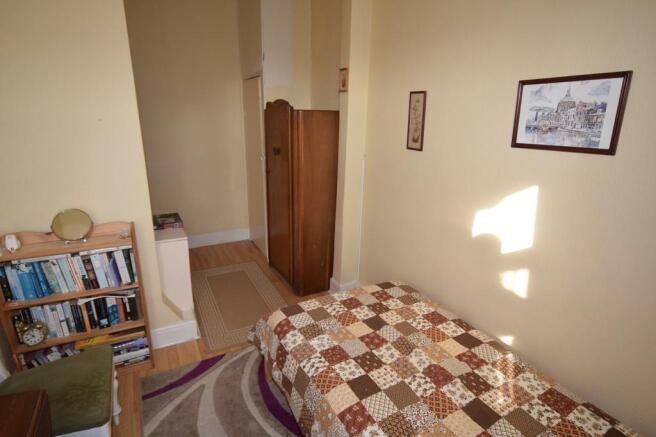 BEDROOM 2