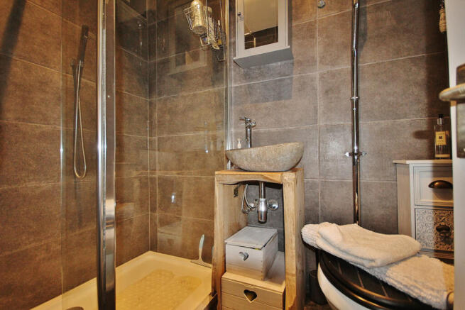 Photo 13